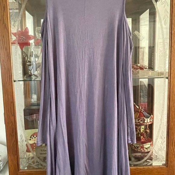 Women’s Cold Shoulder Tunic Lavender Size M NWT - Picture 9 of 12